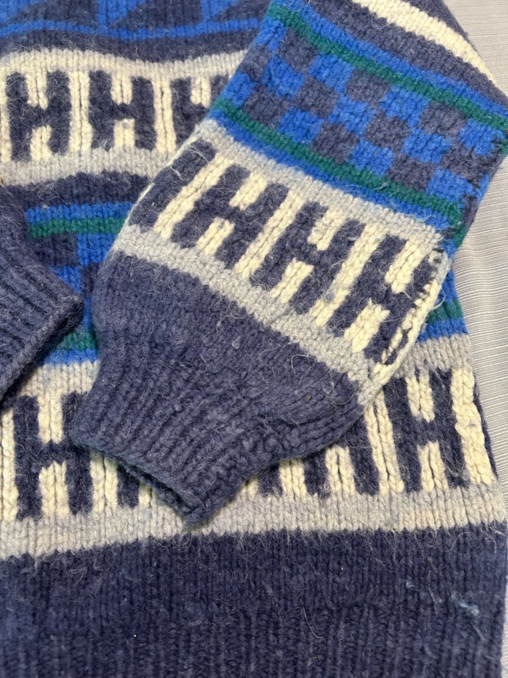 Women's Navy & Cream Geometric Crewneck Sweater - Picture 5 of 14